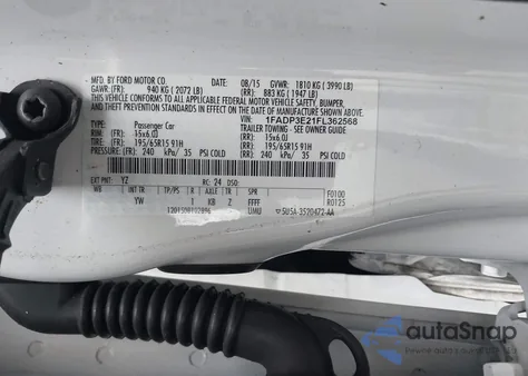 2015 Ford Focus S z USA, uszkodzony, nr VIN 1FADP3E21FL362568